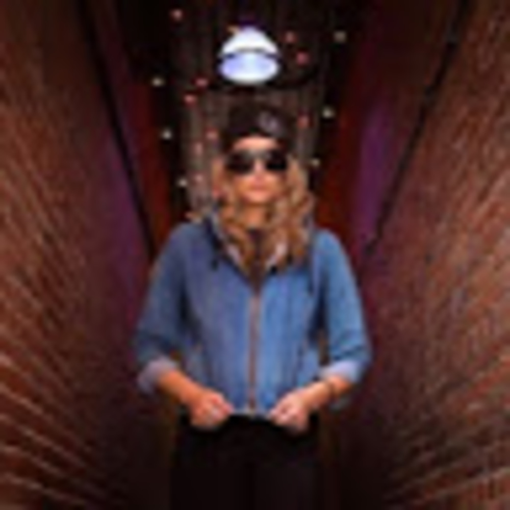 Meet your Posher, Hailey